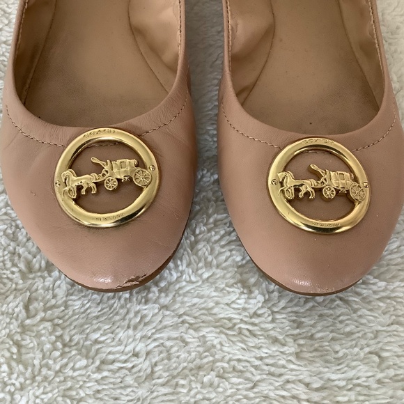 COACH Ballerina Nude Pink Leather Flat with Gold Tone Horse and Carriage Logo - Picture 3 of 7